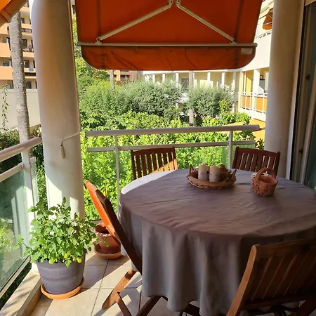 Perle De La Cote Мантон